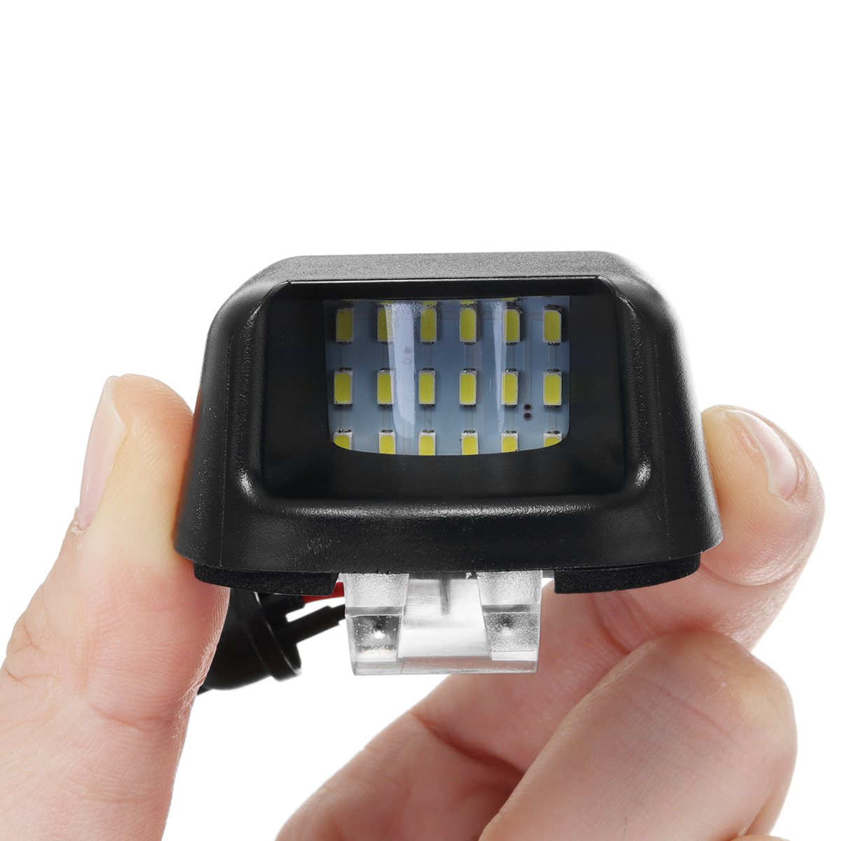 2Pcs-LED-License-Number-Plate-Lights-for-Nissan-Navara-D40-Frontier-Suzuki-Equator-1412805