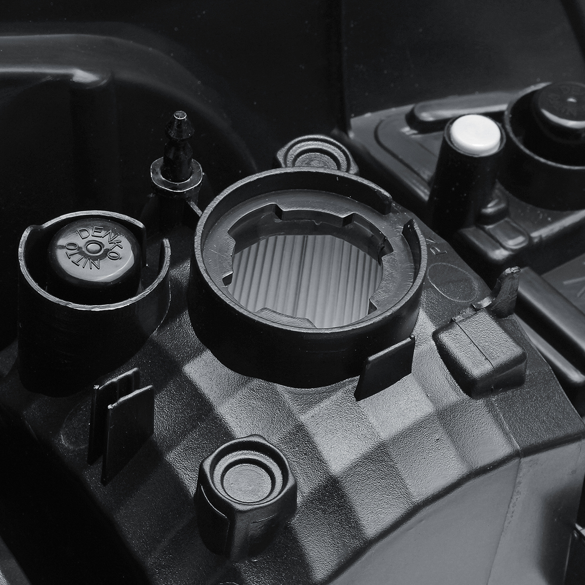 Car-Tail-Light-Rear-Brake-Lamp-LeftRight-with-No-Bulb-Wiring-Harness-For-Nissan-Navara-NP300-D23-201-1580948