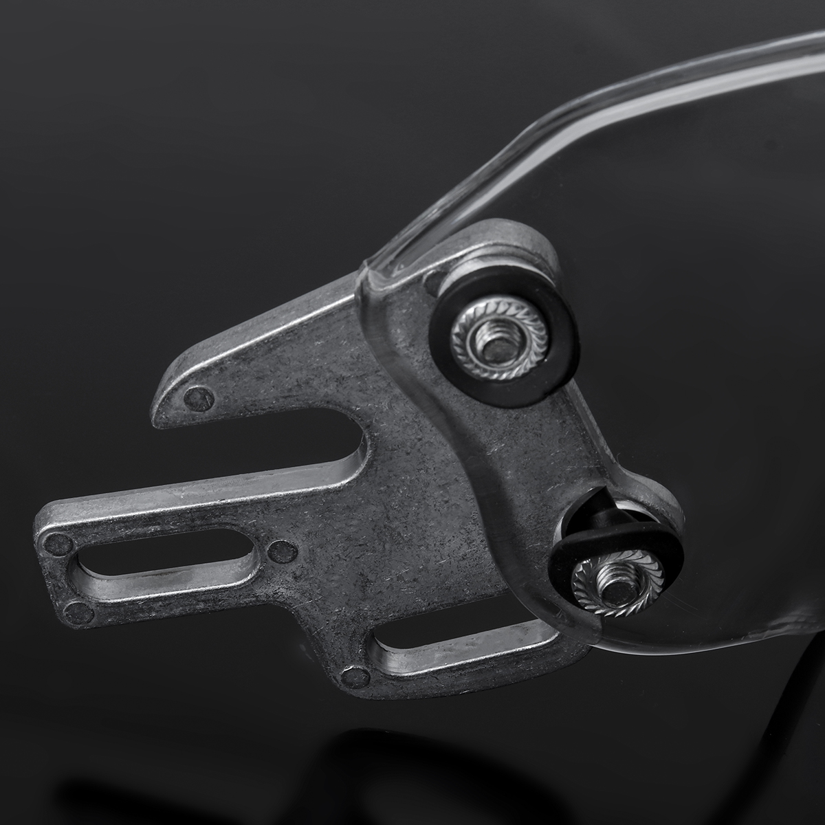 Front-Motorcycle-Windshield-Windscreen-Universal-For-Honda-Yamaha-Kawasaki-Suzuki-1622944