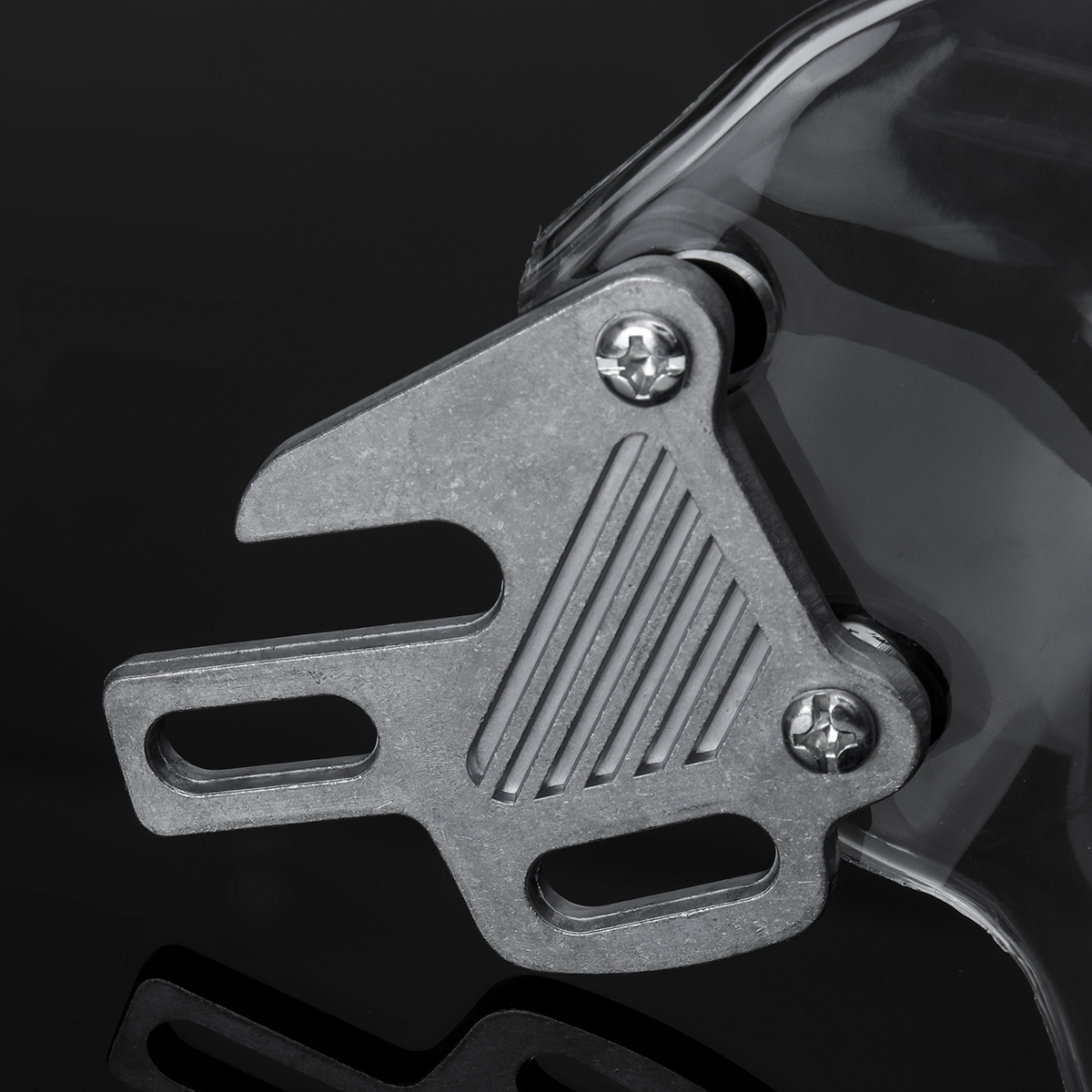 Front-Motorcycle-Windshield-Windscreen-Universal-For-Honda-Yamaha-Kawasaki-Suzuki-1622944